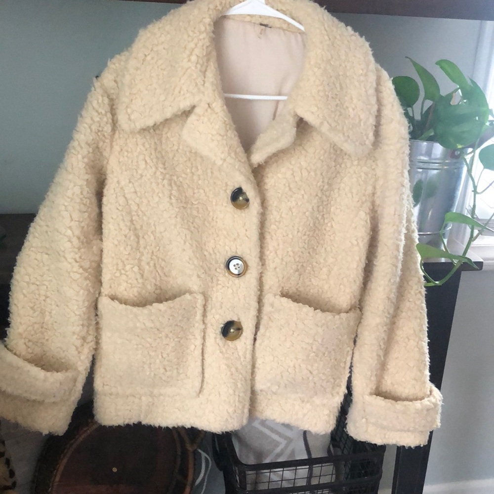 FREE PEOPLE COAT!